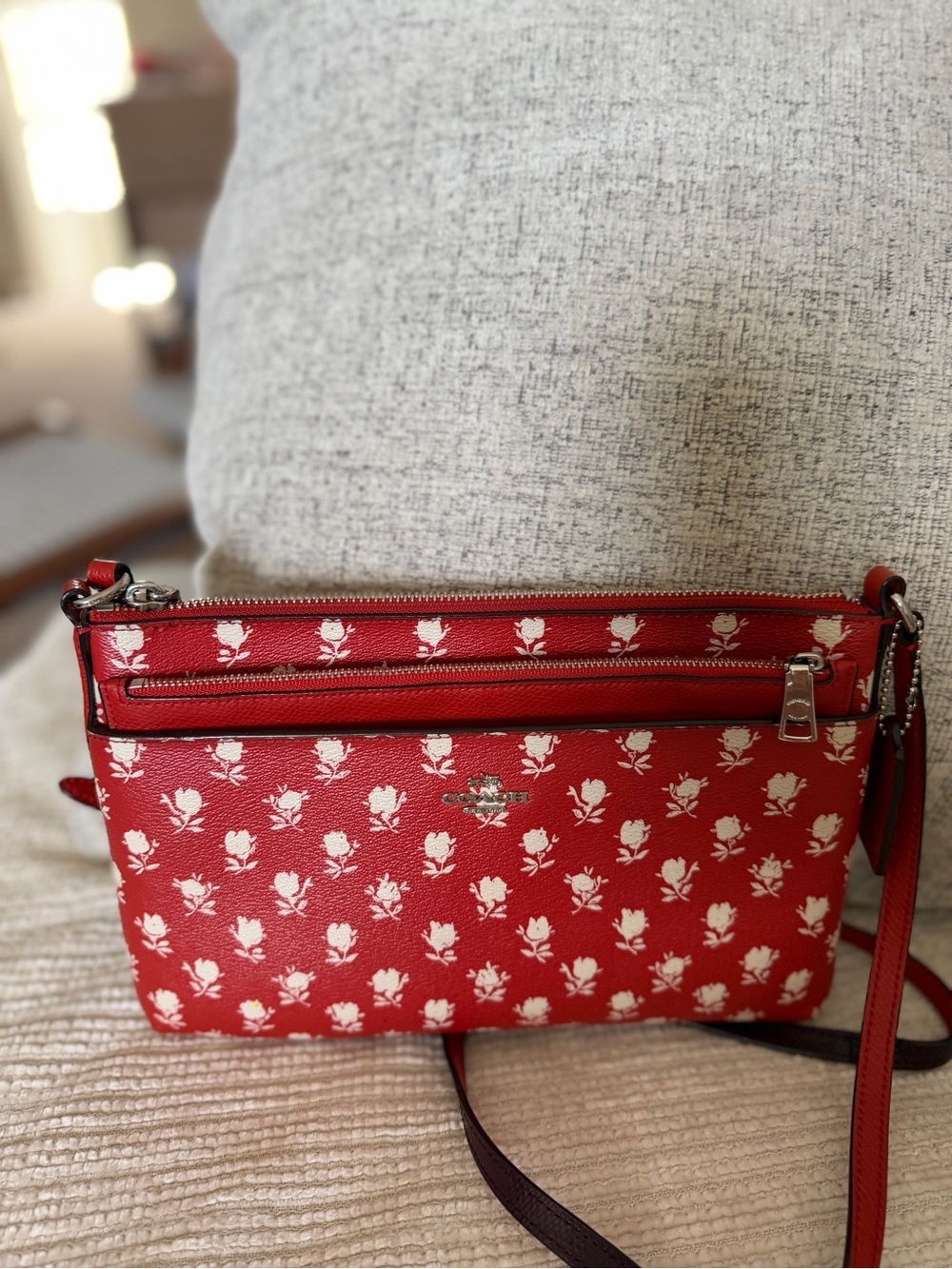 Coach Badlands Red Floral Crossbody with Insert accessory pouch 10.5x7 - Picture 3 of 13